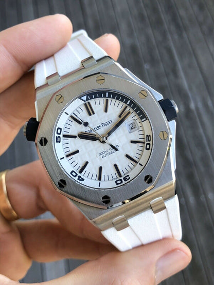 Audemars Offshore Diver 44 mm Blanche